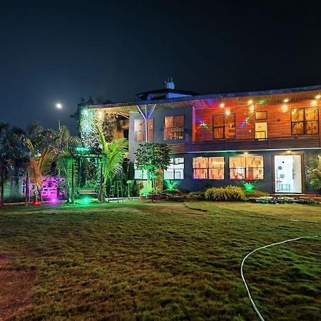 Leopard Farmhouse Mhow Luaran gambar