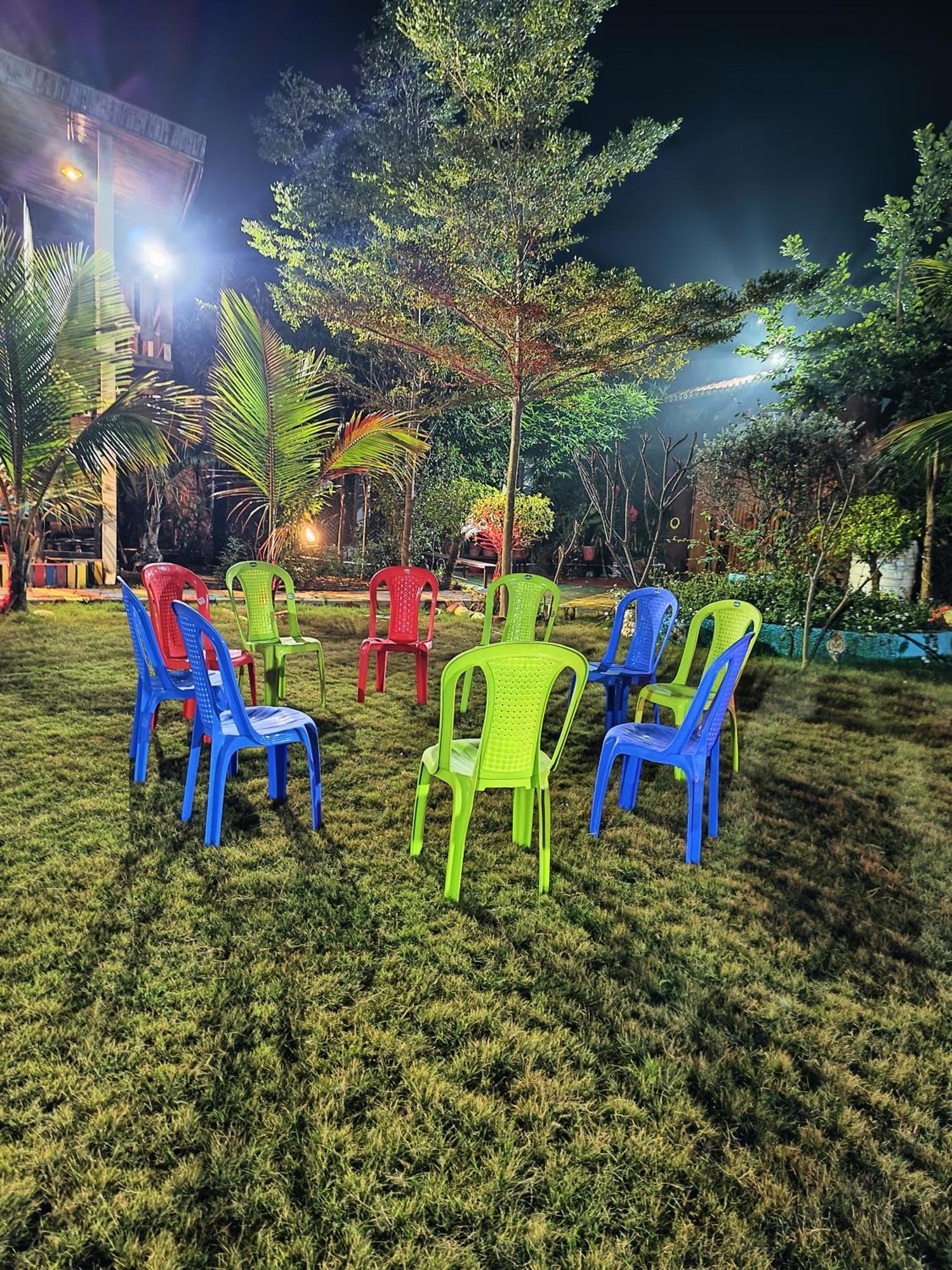 Leopard Farmhouse Mhow Luaran gambar