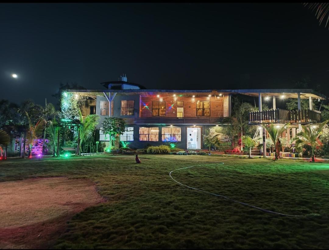 Leopard Farmhouse Mhow Luaran gambar