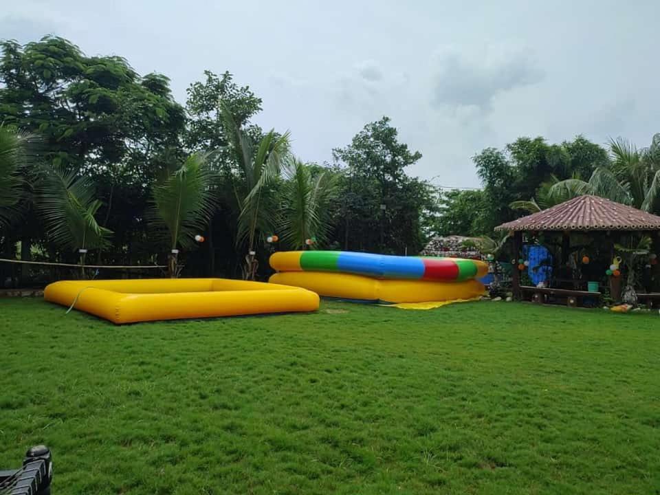 Leopard Farmhouse Mhow Luaran gambar